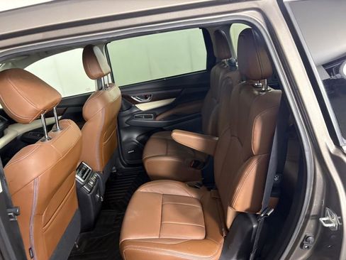 Used 2022 Subaru Ascent Touring AWD/4WD image 29
