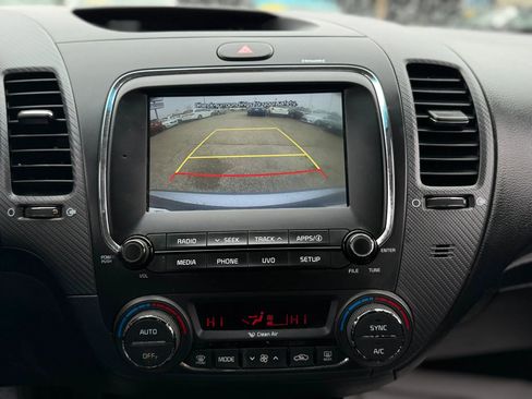 Used 2018 Kia Forte EX FWD image 25
