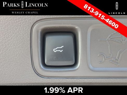 Certified 2022 Lincoln Navigator L Reserve RWD image 9