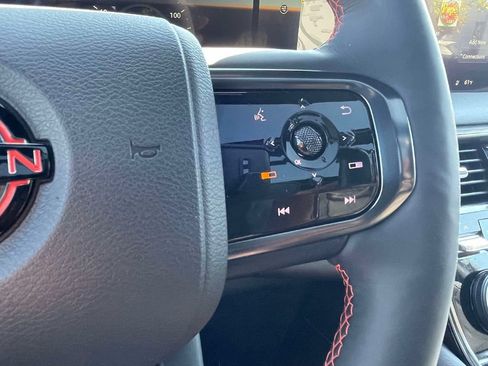 Certified 2025 Nissan Armada PRO-4X w/ Pro-4X Premium Package AWD/4WD image 25
