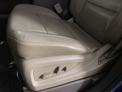 Used 2016 GMC Sierra 1500 SLT w/ SLT Premium Package image 9