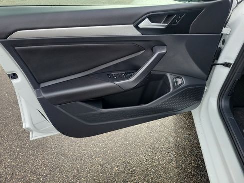 Certified 2021 Volkswagen Jetta S w/ Driver Assistance Package image 36