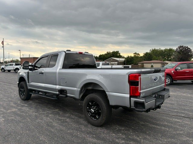 Used 2024 Ford F350 XL w/ STX Appearance Package AWD/4WD image 3