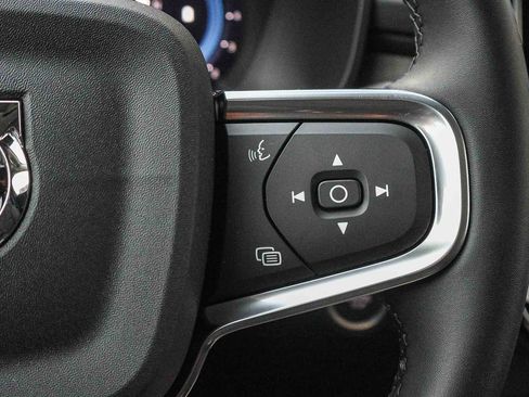 New 2025 Volvo XC40 B5 Plus w/ Protection Package Premier image 37