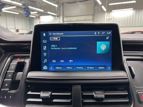 Used 2023 Chevrolet Suburban RST w/ Luxury Package image 18