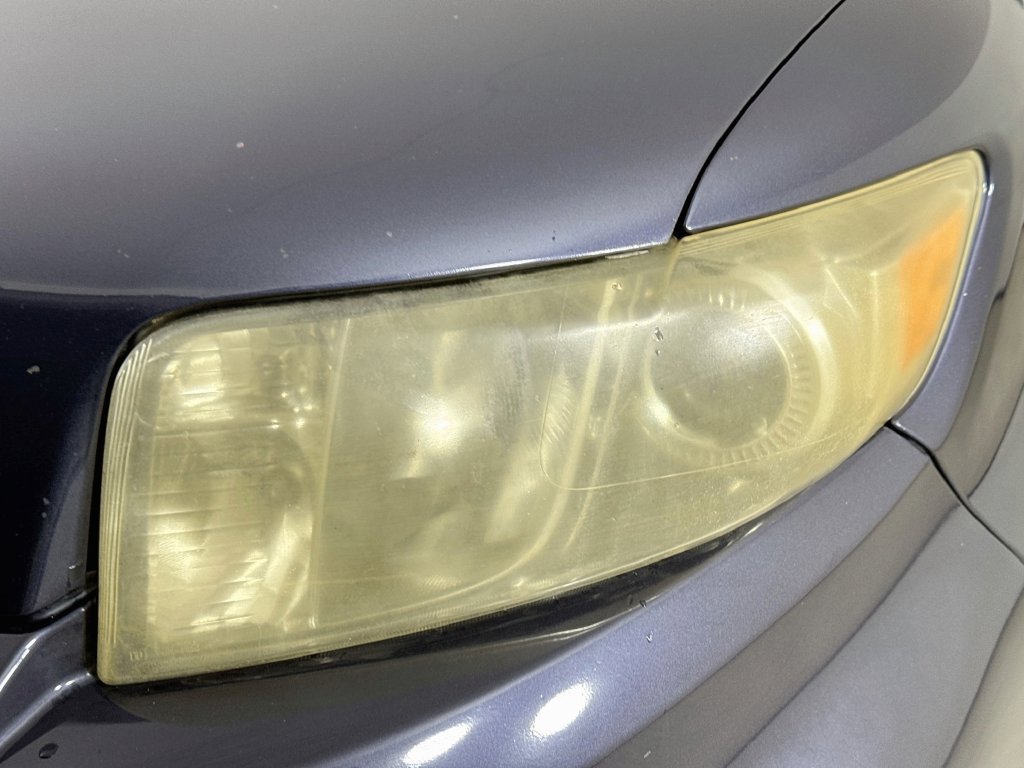 Used 2012 Scion xB FWD image 32