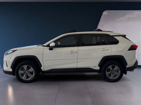 Used 2023 Toyota RAV4 XLE w/ Convenience Package AWD/4WD image 2