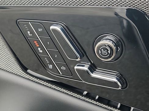 Certified 2025 Cadillac Optiq Luxury 2 w/ LPO, Floor Liner Package image 23