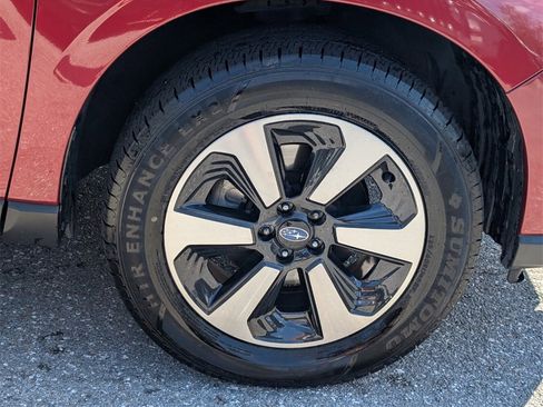 Used 2018 Subaru Forester 2.5i Limited image 9