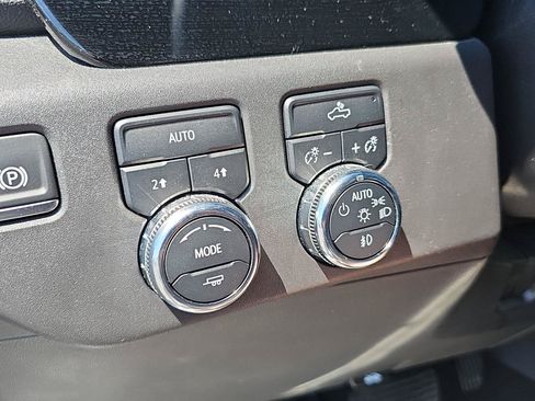 Used 2024 GMC Sierra 1500 Elevation AWD/4WD image 25