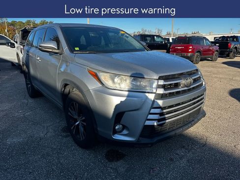 Used 2018 Toyota Highlander Plus image 8