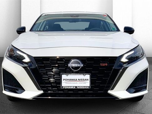 Certified 2024 Nissan Altima 2.5 SR w/ SR Premium Package image 2