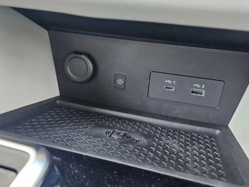 Certified 2025 Nissan Pathfinder SL w/ SL Premium Package image 15