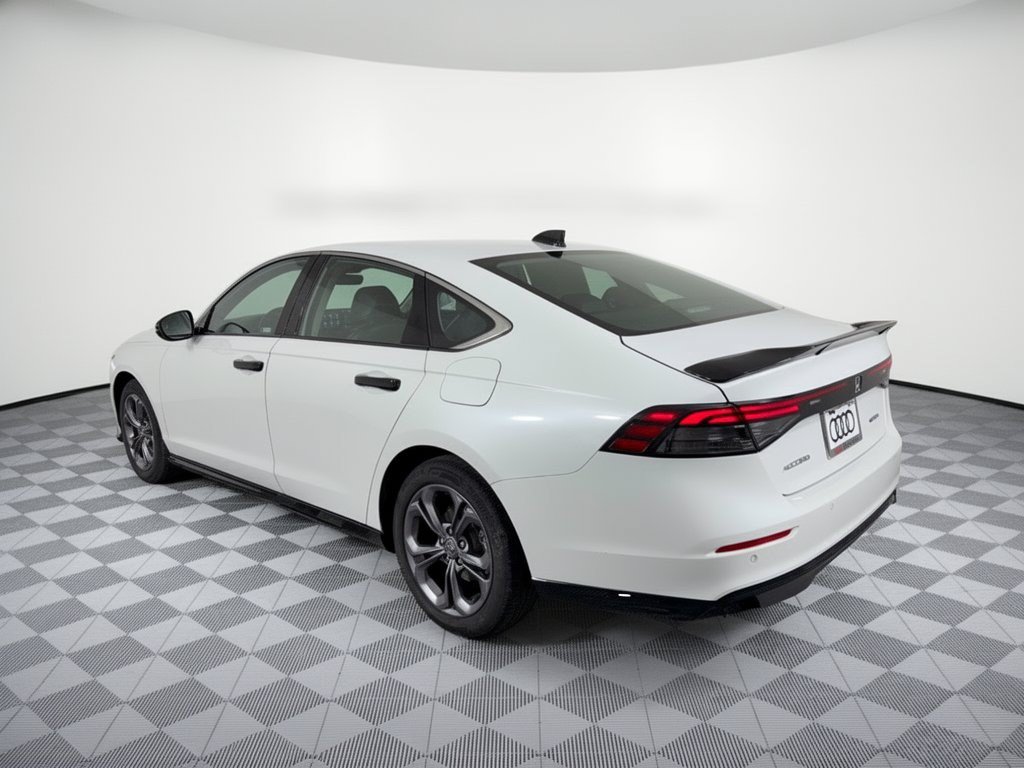 Used 2024 Honda Accord EX-L image 3