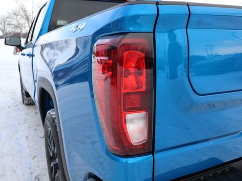 Used 2022 GMC Sierra 1500 Elevation image 31