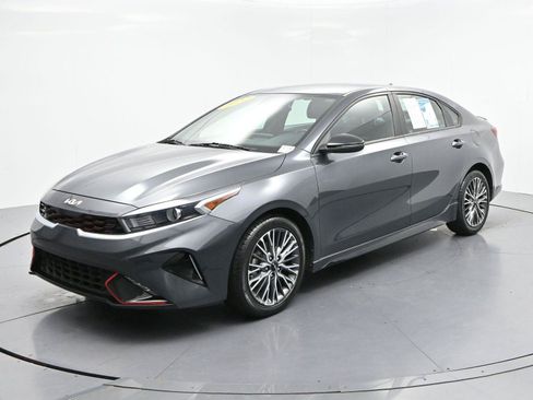 Used 2022 Kia Forte GT-Line FWD image 3