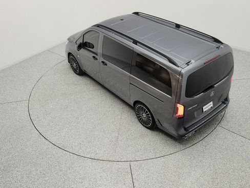 Used 2022 Mercedes-Benz Metris Passenger image 20