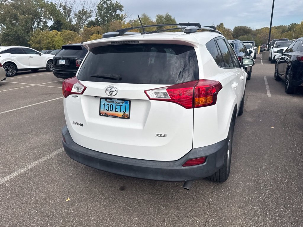 Used 2015 Toyota RAV4 XLE FWD image 9