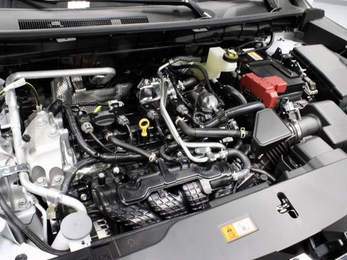 New 2025 Mitsubishi Outlander SEL image 31