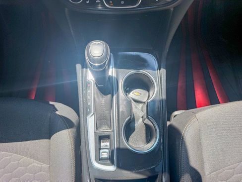 Used 2019 Chevrolet Equinox LT FWD image 12