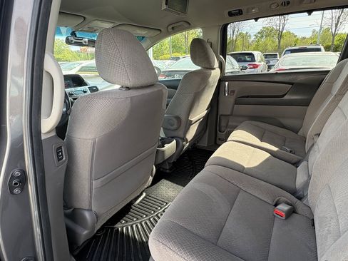 Used 2017 Honda Odyssey SE image 12