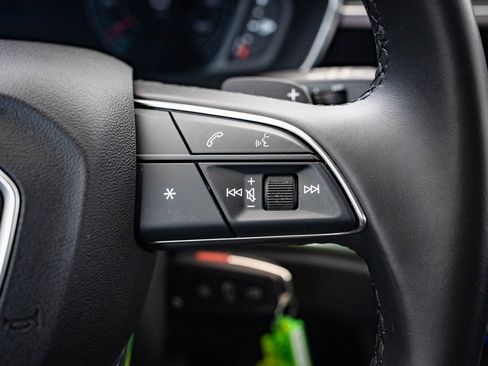 Used 2022 Audi Q3 2.0T Premium Plus image 27