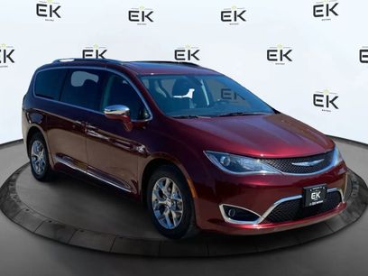 Used 2018 Chrysler Pacifica Limited