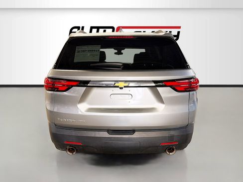 Used 2023 Chevrolet Traverse LT AWD/4WD image 6