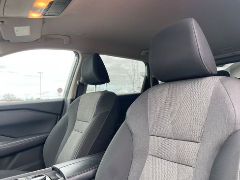 Used 2024 Nissan Rogue SV image 20