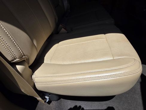 Used 2018 Ford F150 Lariat image 29