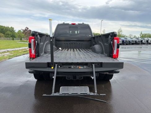 Used 2025 Ford F450 Platinum AWD/4WD image 12