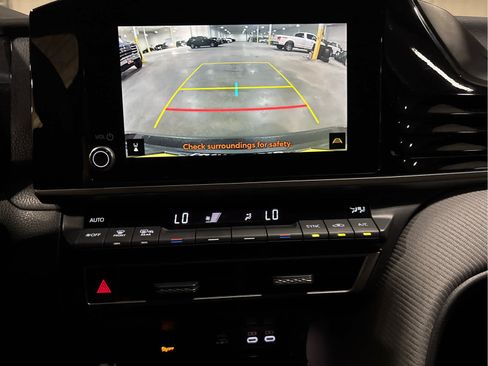 Certified 2025 Toyota Camry SE w/ Convenience Package FWD image 10