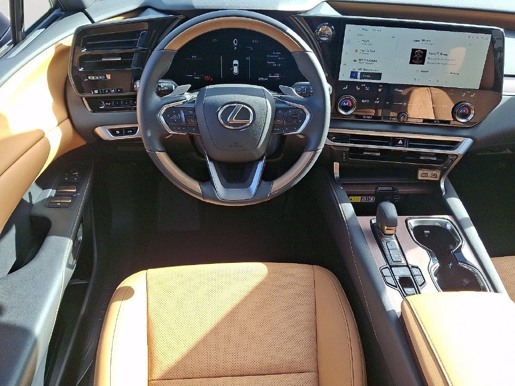 Certified 2026 Lexus RX 350 Premium AWD/4WD image 13