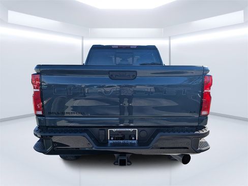 Used 2025 Chevrolet Silverado 2500 LT w/ Trail Boss Package image 4