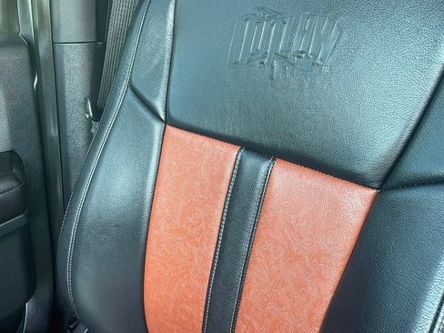 Used 2018 Ford F150 XLT w/ Equipment Group 302A Luxury AWD/4WD image 3