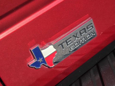 Used 2013 Ford F150 XLT w/ Luxury Equipment Group AWD/4WD image 12