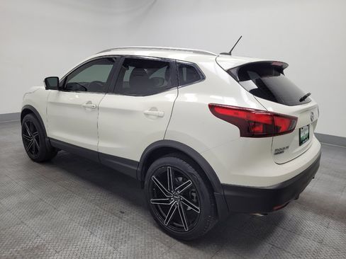 Used 2017 Nissan Rogue Sport SL FWD image 3