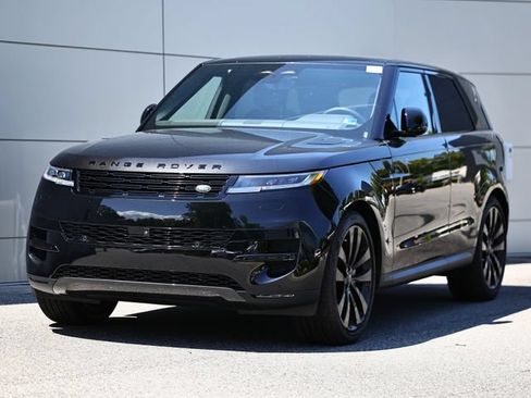 Used 2026 Land Rover Range Rover Sport SE AWD/4WD image 1