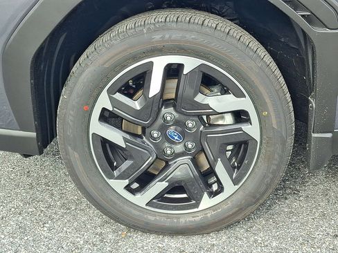 New 2025 Subaru Forester Premium image 5