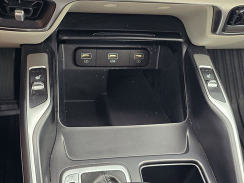 Used 2021 Kia Sorento S w/ Panoramic Sunroof Package FWD image 20