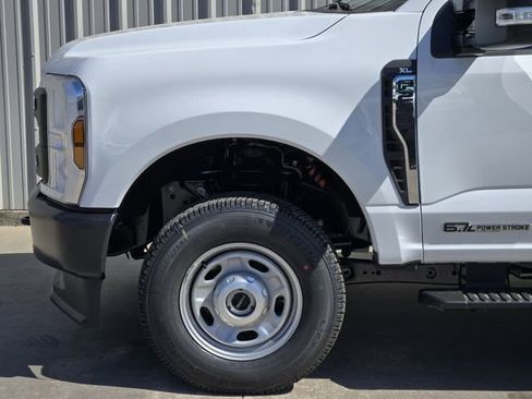 New 2026 Ford F250 XL AWD/4WD image 6