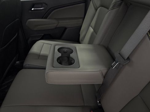 New 2026 Chevrolet Colorado ZR2 w/ Technology Package image 32