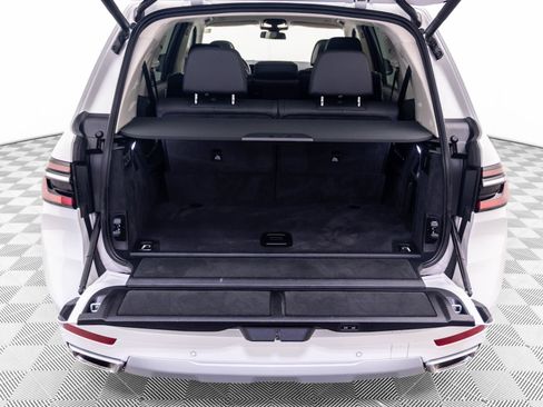 Certified 2026 BMW X7 xDrive40i AWD/4WD image 29