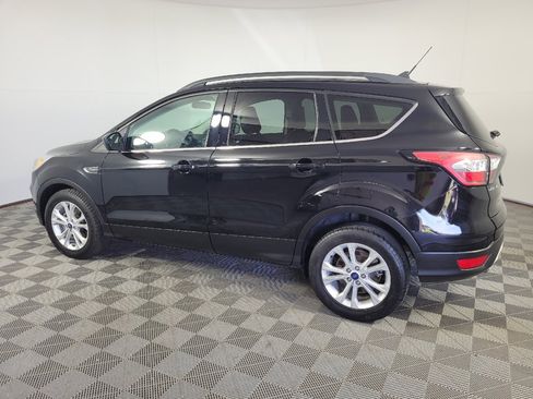 Used 2018 Ford Escape SEL FWD image 3