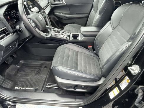 Used 2024 Mitsubishi Outlander SEL image 14