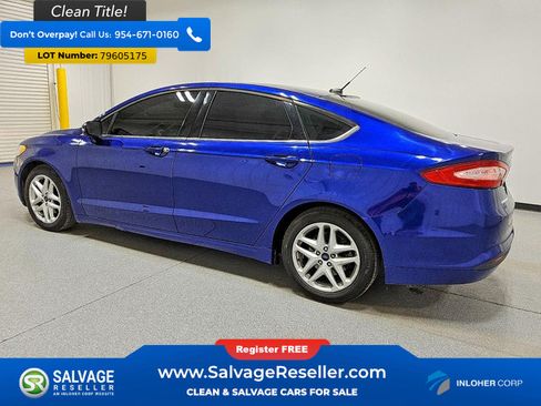 Used 2016 Ford Fusion SE FWD image 3