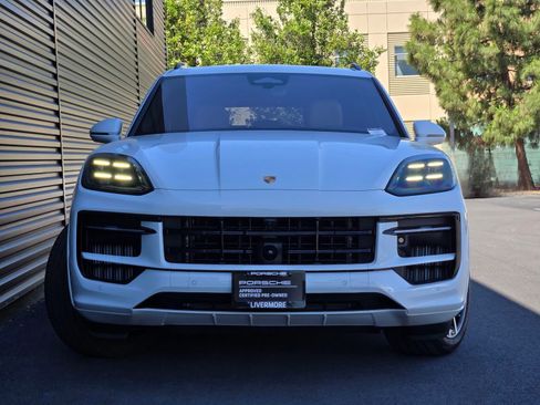 Used 2026 Porsche Cayenne GTS AWD/4WD image 10