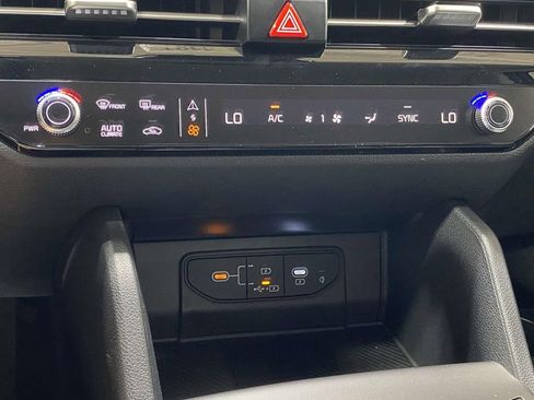 New 2026 Kia Sportage EX FWD image 29