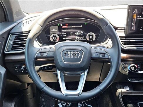 Used 2021 Audi Q5 2.0T Premium Plus w/ Premium Plus Package AWD/4WD image 14