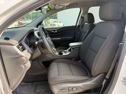 Used 2023 GMC Acadia SLE w/ Driver Convenience Package